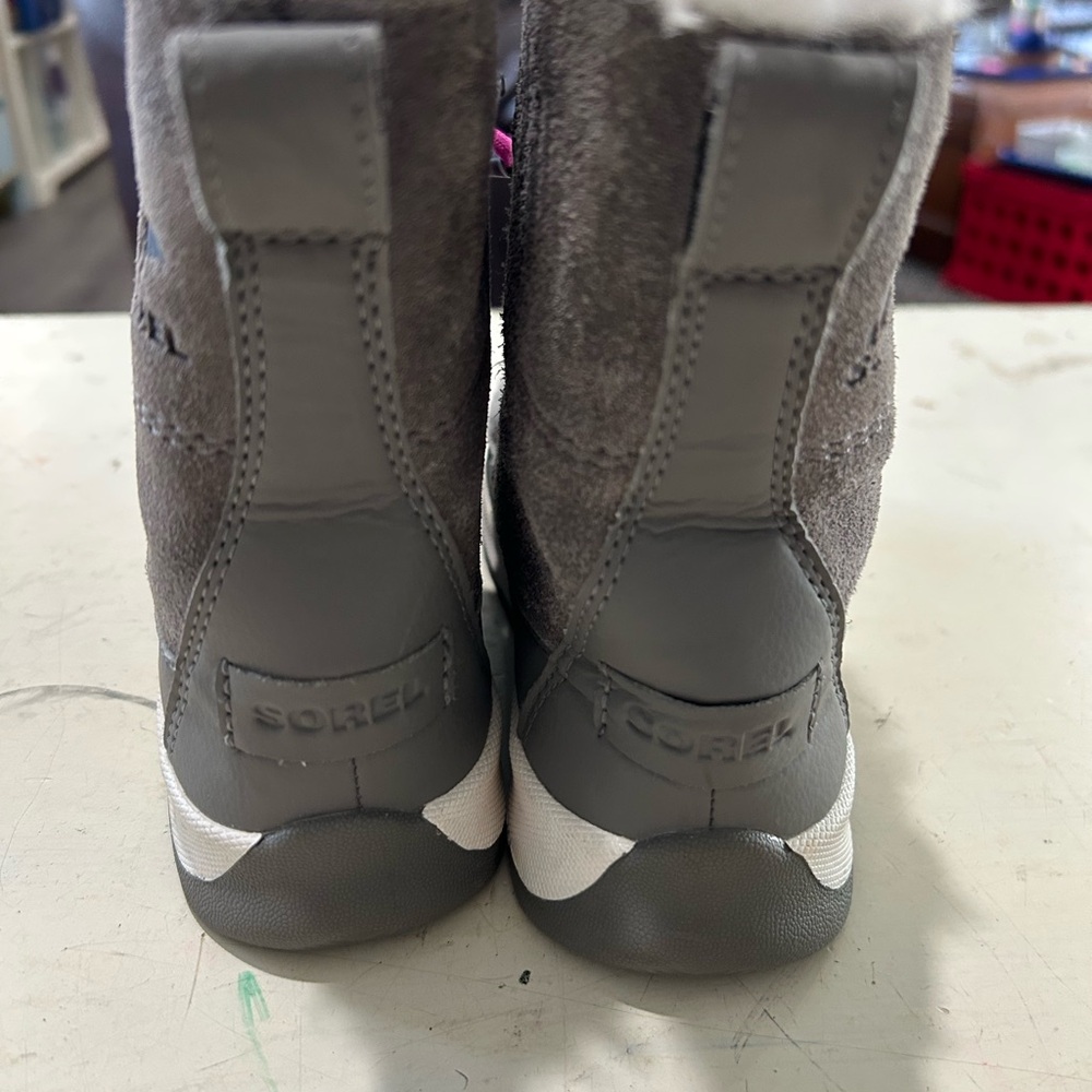 Sorel‎ Explorer Youth Lace Boots Waterproof Gray Pink Fur Trim Size 1 Girls EUC - Picture 5 of 12